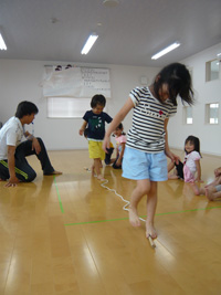 名古屋市緑区のすくすく浦里保育園運動遊びの様子